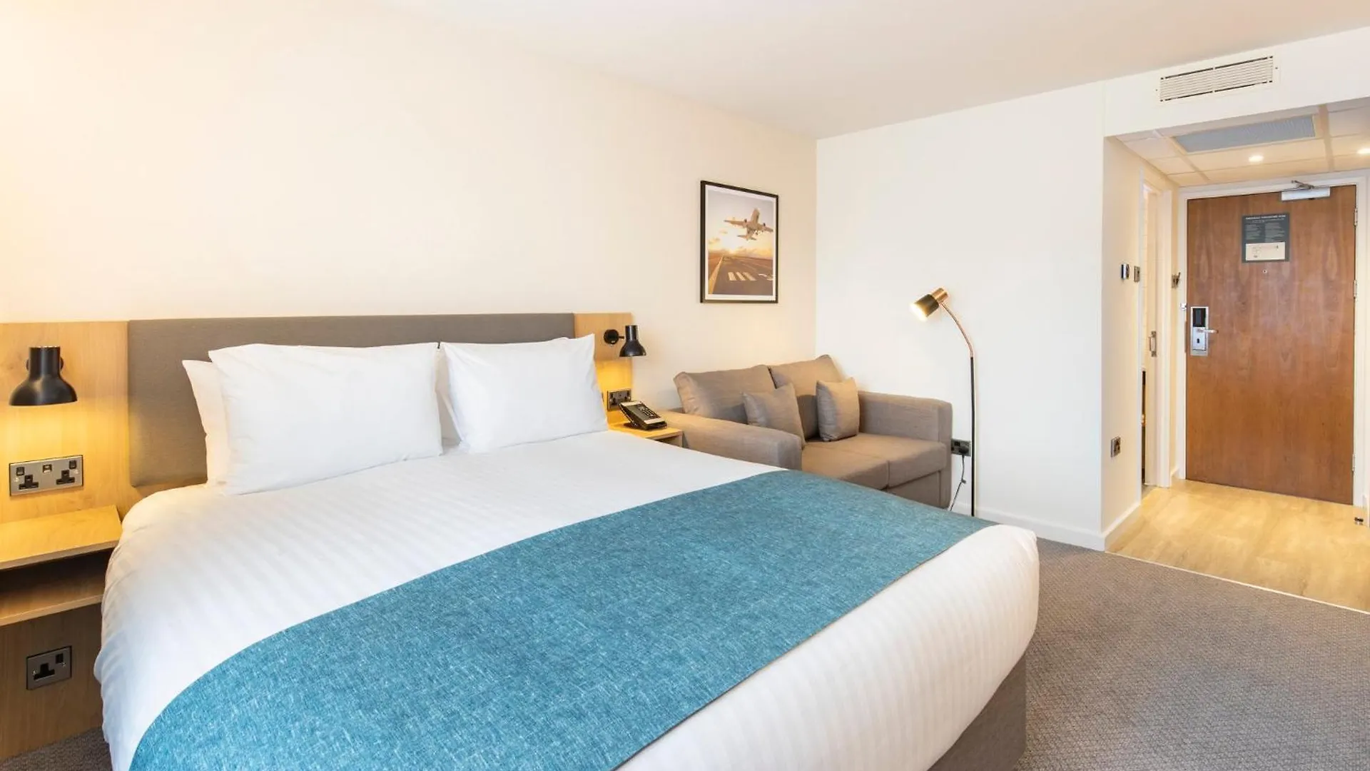 Redhill  Holiday Inn Bristol Airport By Ihg