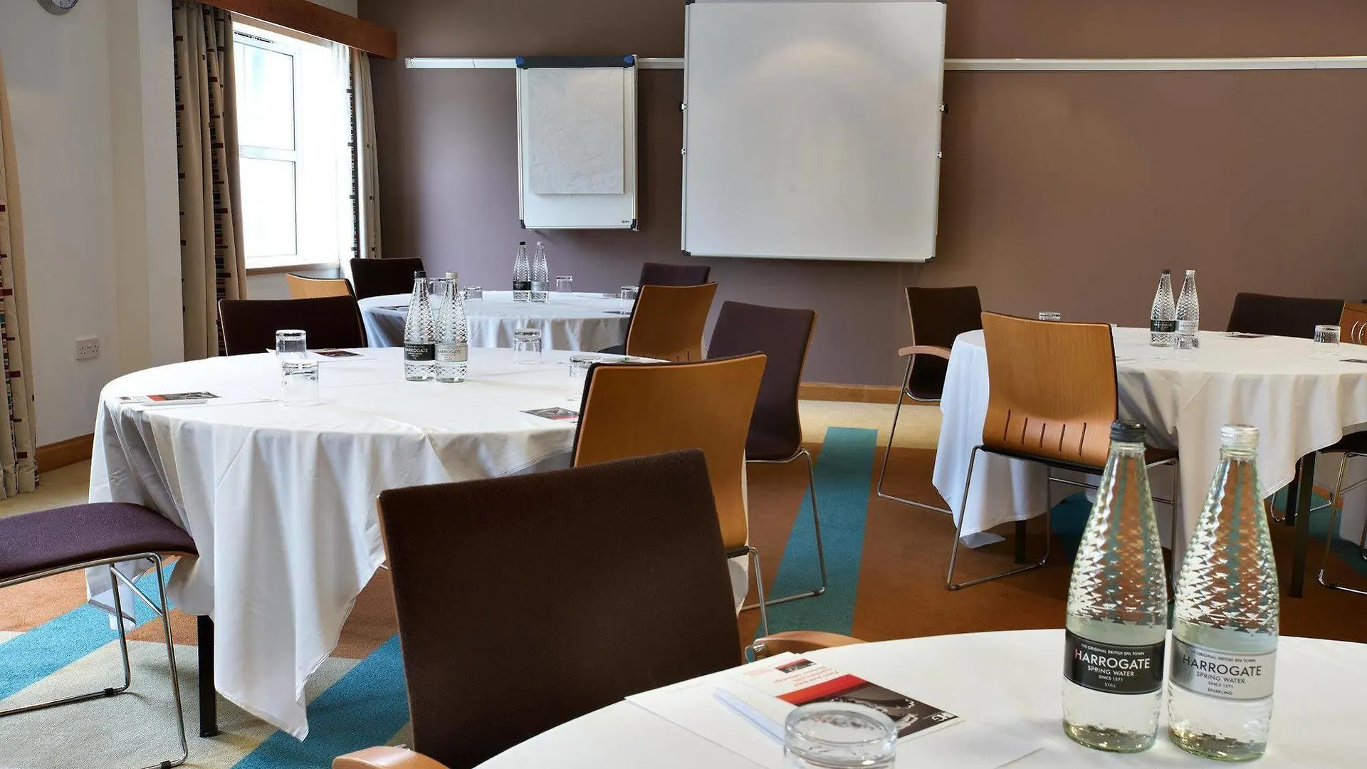 Redhill  Holiday Inn Bristol Airport By Ihg 4*, Redhill (Somerset) בריטניה