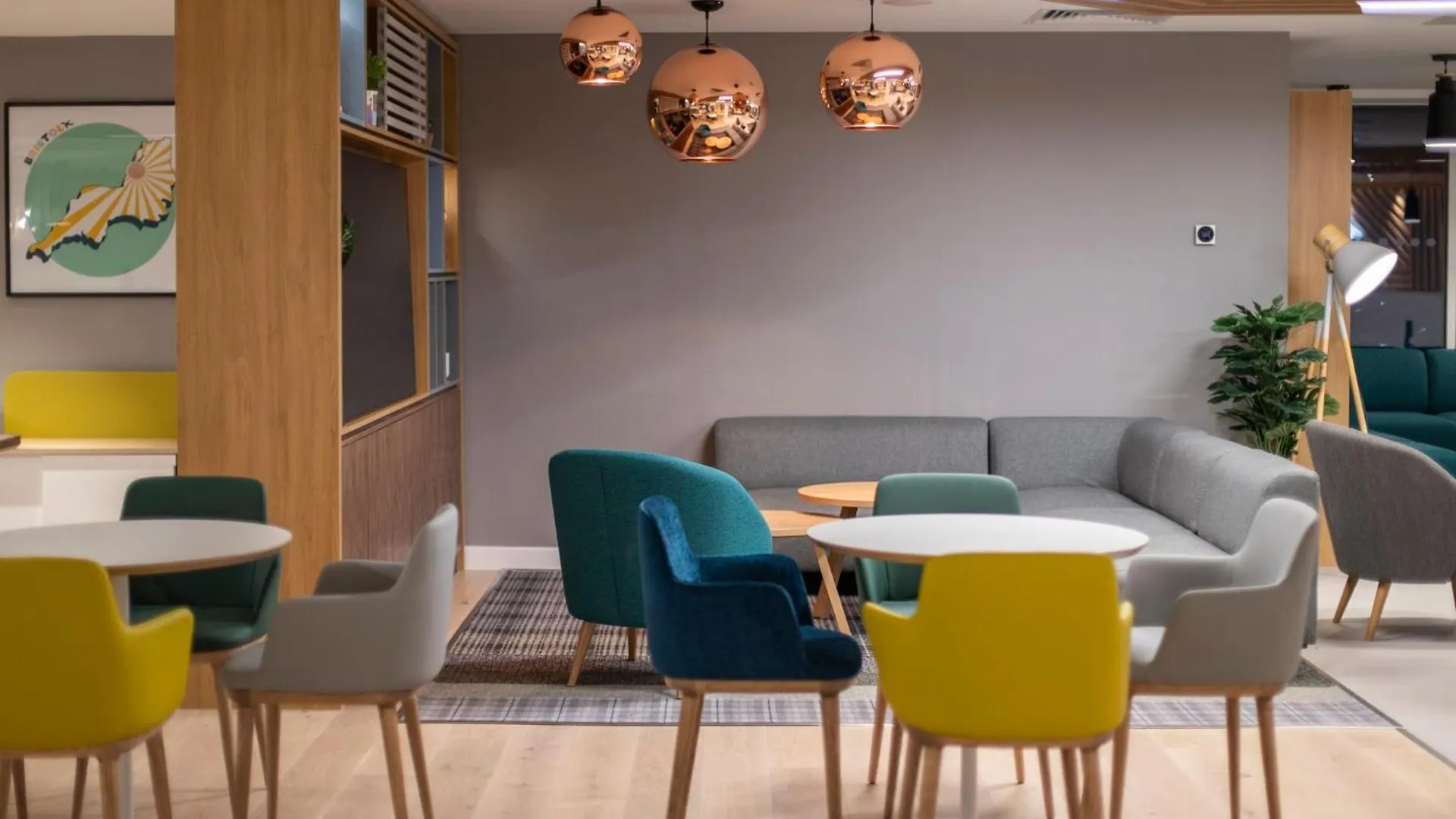 Holiday Inn Bristol Airport By Ihg Redhill  4*, Redhill (Somerset)