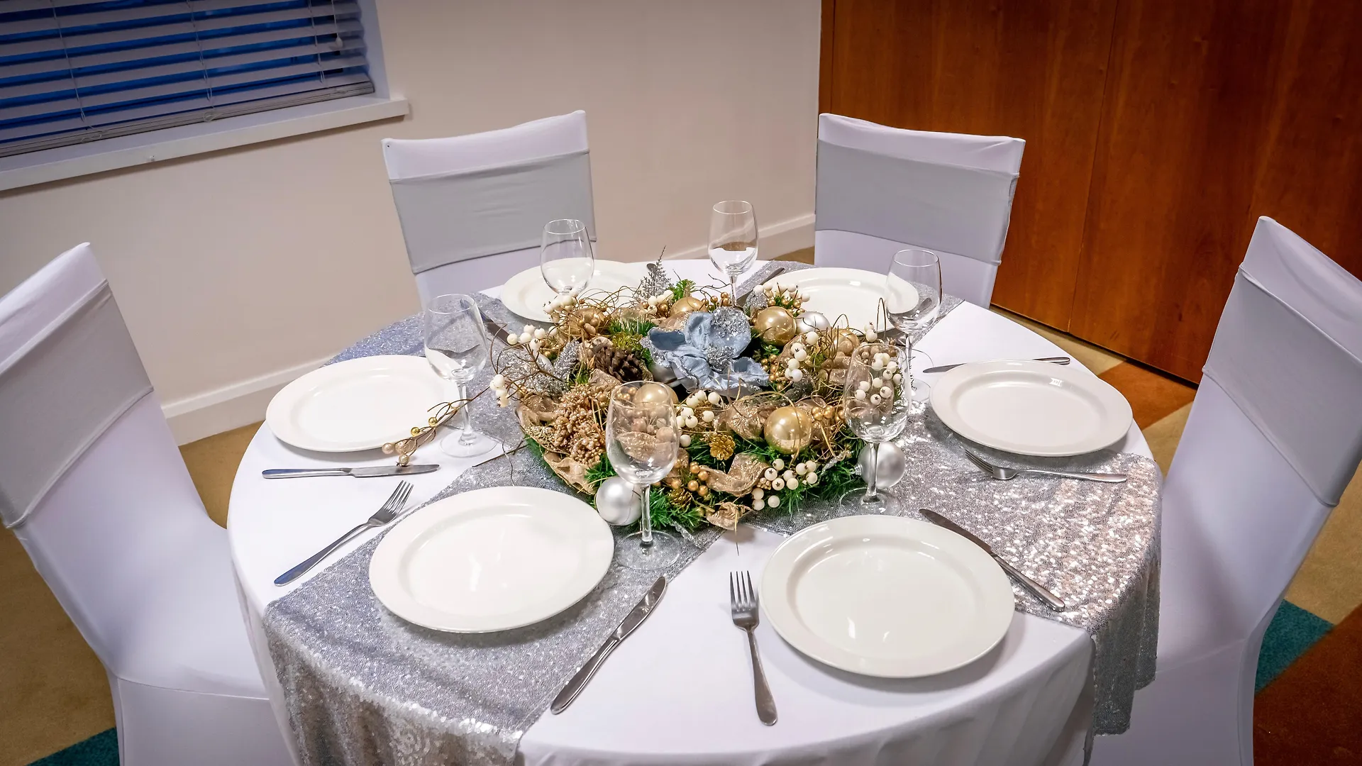 Holiday Inn Bristol Airport By Ihg Redhill  Royaume-Uni