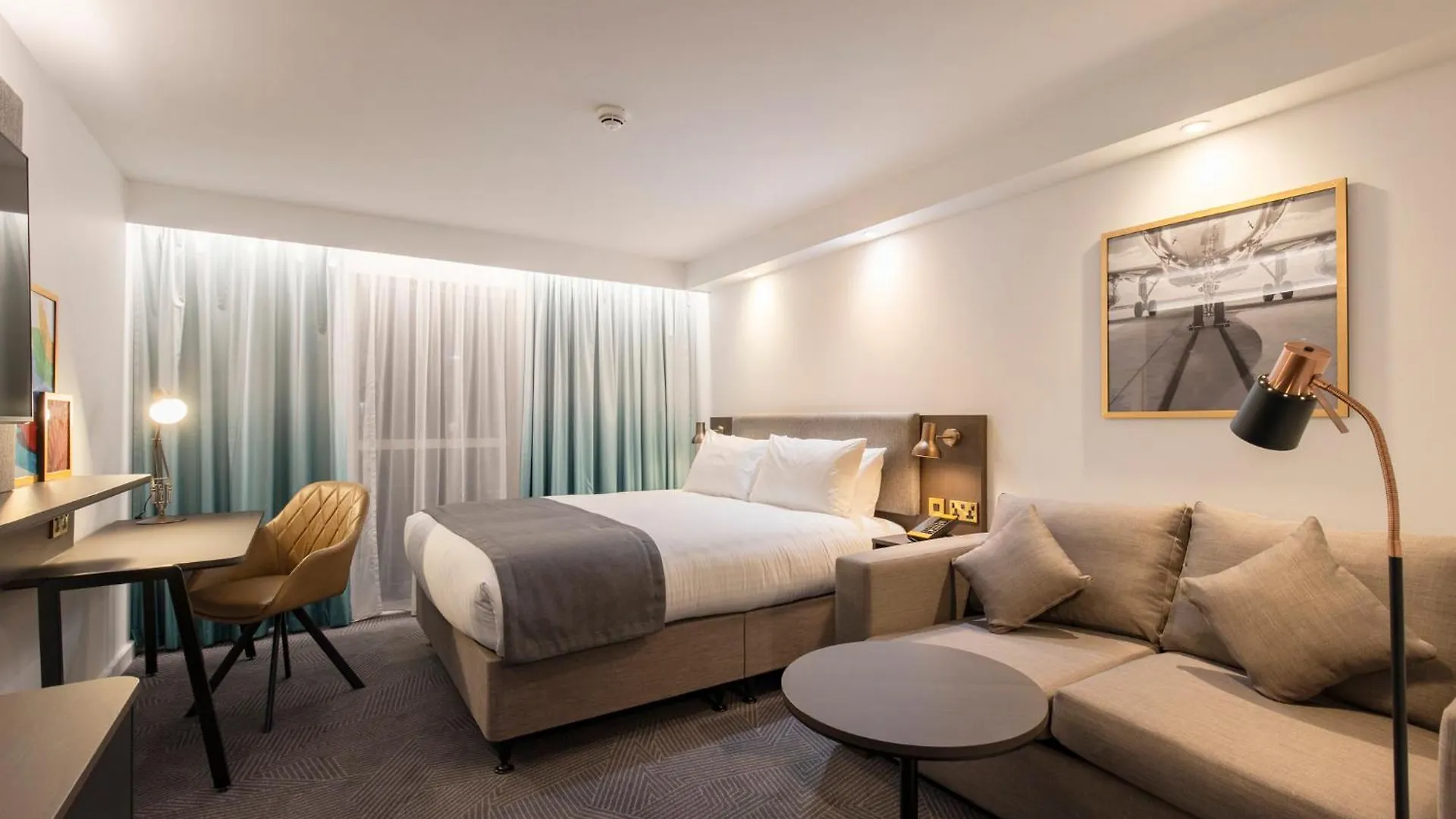 Hotel Holiday Inn Bristol Airport By Ihg Redhill