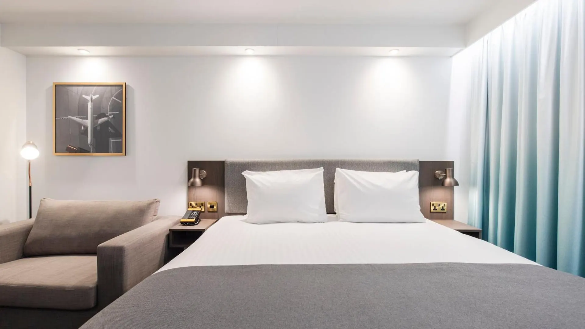 Holiday Inn Bristol Airport By Ihg Redhill  Hotel Redhill (Somerset)